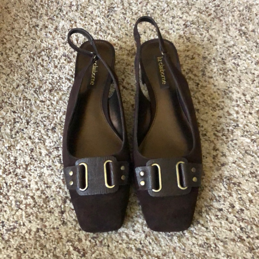 Dress shoes